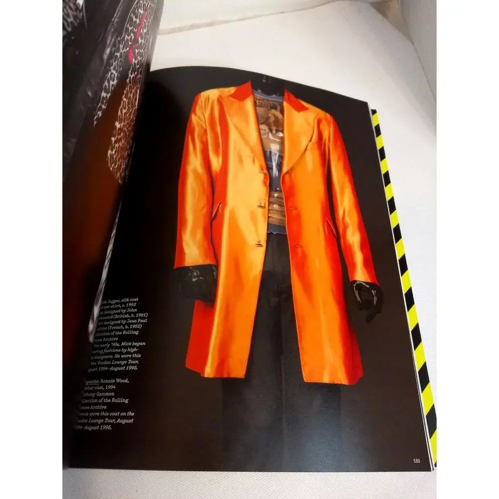 Rolling Stones Exhibitionism 2016 Official Catalog Softcover Book Pop Art